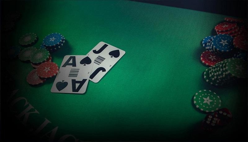 Combining two technologies in the game of Blackjack delivers a more impressive experience